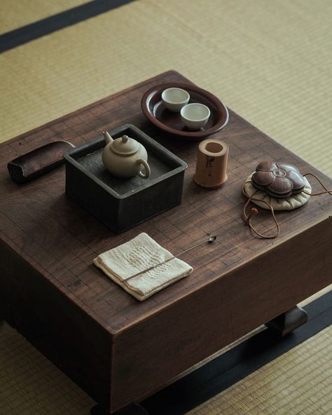 Traditional Japanese Tea Ceremony, Japanese Tea Shop, Tea Space, Japanese Tea Room, Tea Japan, Korean Tea, Japanese Hotel, Zen House, Cozy Weekend