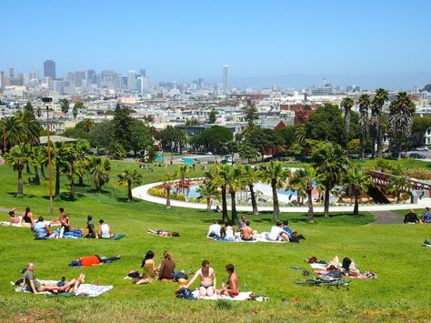 dolores park Visit San Francisco, Mission District, Travel Moments, San Francisco Travel, Pacific Coast Highway, California Dreamin', San Fran, New Town, Twin Peaks