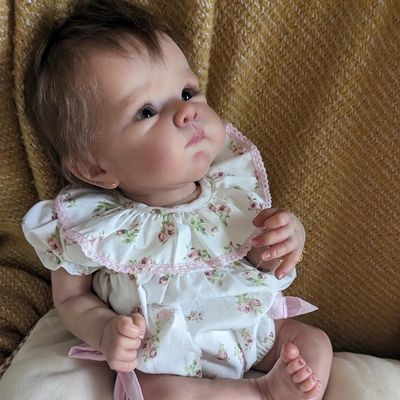 Layers Painting, Real Looking Baby Dolls, Reborn Toddler Girl, Visible Veins, Baby Reborn, Layer Paint, Lifelike Dolls, Painting 3d, Reborn Baby Doll