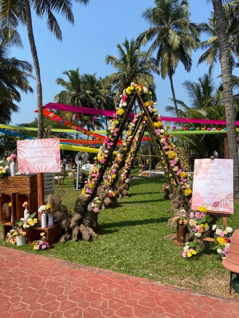 Boho vibes for a mehendi entrance decor in Goa. Mehndi Entrance Decor, Mehendi Entrance Decor, Boho Mehendi Decor, Boho Mehendi, Mehandi Decor, Mehendi Decor Ideas, Haldi Decor, Holi Party, Mehendi Decor