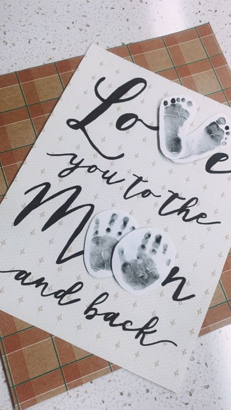 Nicu Footprint Art, Nicu Crafts Foot Prints, Fall Nicu Crafts, Nicu Milestone Crafts, Nicu Crafts Ideas, Nicu Photography Ideas, Moon Footprint, Nicu Footprint Craft, Nicu Milestones