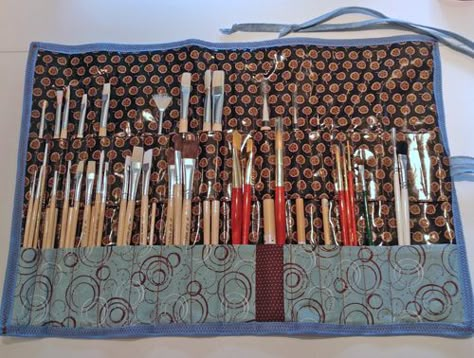 blue paintbrush roll-up - open_500px Rangement Art, Paint Brush Holders, Yarn Storage, Laminated Fabric, Brush Roll, Easels, Sewing Organization, Fabric Bags, Sewing Bag