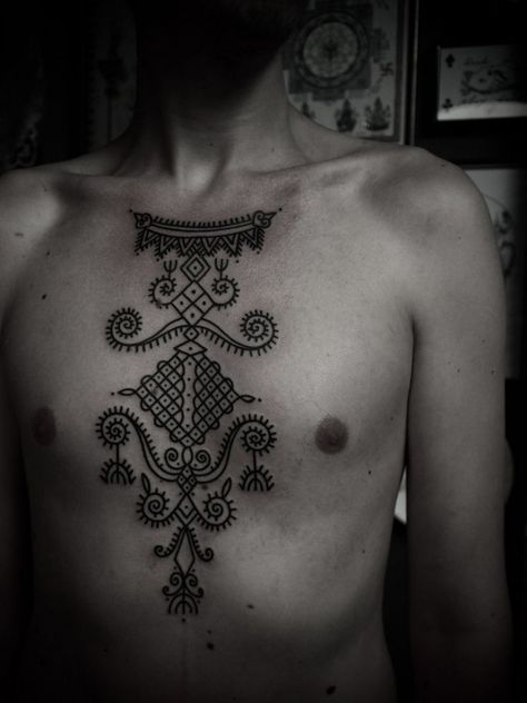 Guy Le Tattooeur Tibet Tattoo, Guy Le Tattooer, Tatoo Inspiration, Gorgeous Tattoos, Sternum Tattoo, Mehndi Tattoo, Skin Art, Blackwork Tattoo, Chest Tattoo