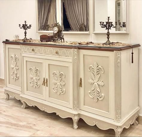 Old Furniture Makeovers, Furniture Renovation Ideas, French Provincial Decor, Furniture Makeover Inspiration, Painted Furniture Designs, Latest Living Room Designs, Using Chalk Paint, Buffets And Sideboards, Colorful World