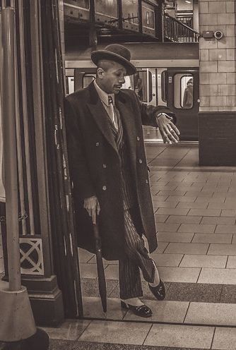 1920s Pinstripe Suit, Bowler Hat Outfit, 1920s Fashion Party, Mob Aesthetic, Corner Inspiration, 20’s Fashion, 20s Men, Gangster Outfit, 20s Aesthetic