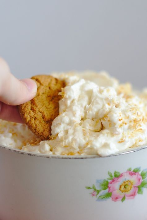 Easy Coconut Cream Pie Dip - Mildly Meandering Coconut Cream Pie Dip, Carrot Cake Dip, Coconut Cream Pie Easy, Dessert Dip Recipes, Cross Buns Recipe, Pie Dip, Cake Dip, Hot Cross Buns Recipe, Cream Dip