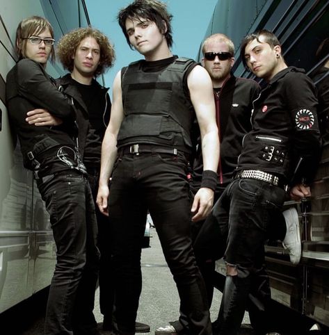 My Chemical Romance Revenge Era, Mcr Revenge Era, Mcr Revenge, Revenge Era, Ray Toro, Alt Rock, I Love Mcr, Mikey Way, Gerard Way