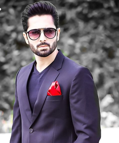 Three Piece Suit Wedding, Luxury Suit, Danish Taimoor, Mens Wedding Suits, Suit Purple, Suit Groom, Three Piece Suit, Groom And Groomsmen, Wedding Wear