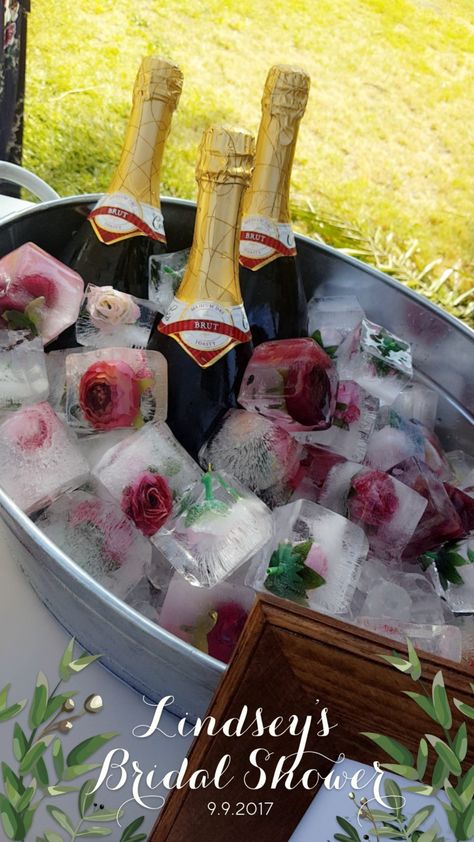 Mimosa bar Ice with flowers Ice With Flowers, Butterfly Brunch, Mom Brunch, Sprinkle Sprinkle, Pearl Bridal Shower, Boho Garden Party, Pink Mimosa, 10th Anniversary Party, Farmer Market