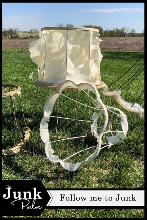 Homemade Lamp Shades, Lampshade Redo, Lamp Shade Crafts, Old Lamp Shades, Lamp Shade Frame, Repurposed Lamp, Antique Lamp Shades, Make A Lamp, Lampshade Makeover