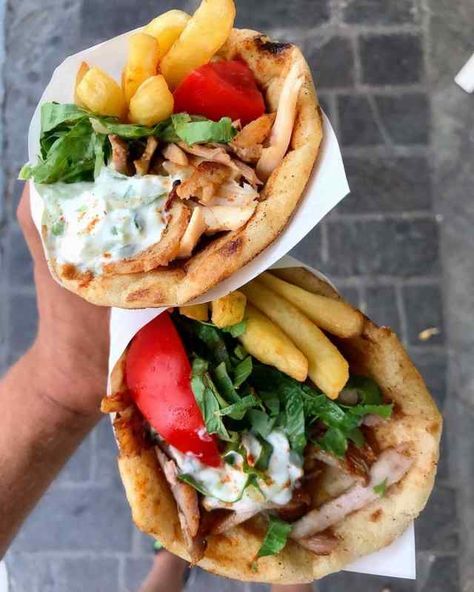 O Thanasis, Athens Gyro Recipes, Athens Food, Lamb Gyros, Gyro Recipe, Nigerian Recipes, Greek Restaurants, Greek Food, Restaurant Offers, Food Inspo