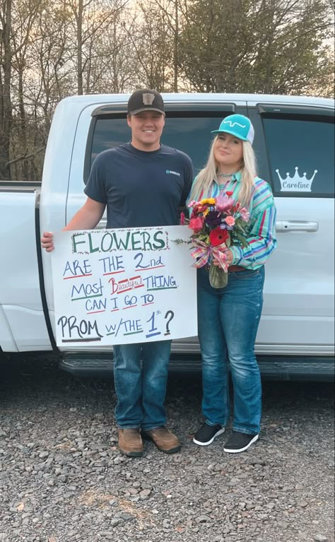 Country Ways To Ask To Prom, Luke Combs Promposal Ideas, Cute Promposals For Girlfriend, George Strait Promposal, Prom Poster Ideas For Girlfriend, Cow Promposal Ideas, Western Homecoming Proposal Ideas, Promposal Ideas With Flowers, Cowboy Promposal