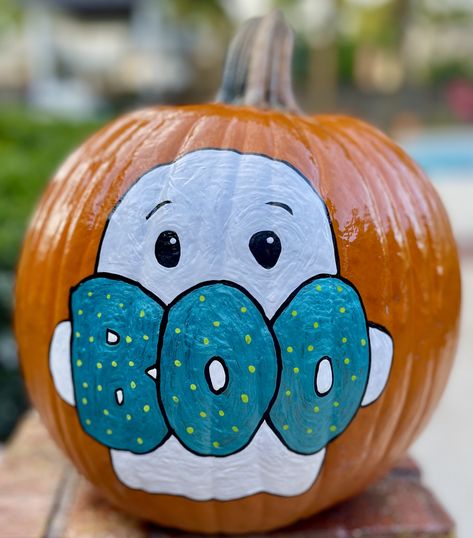 Easy Painted Pumpkin Ideas, Simple Pumpkin Painting Ideas, Pumpkin Painting Ideas Easy, Cute Painted Pumpkin Ideas, Pumpkins Painting, Halloween Pumpkin Stencils, Halloween Pumpkin Crafts, Creative Pumpkin Painting, Painting Pumpkin