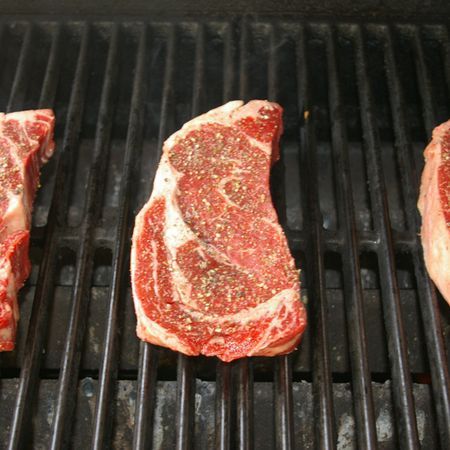 How to Grill the Perfect Steak Steak On Gas Grill, Cooking Steak On Grill, Grilling The Perfect Steak, Strip Steak Recipe, Grilled Ribeye Steak, Grilled Ribeye, The Perfect Steak, Bbq Steak, Grilled Steak Recipes