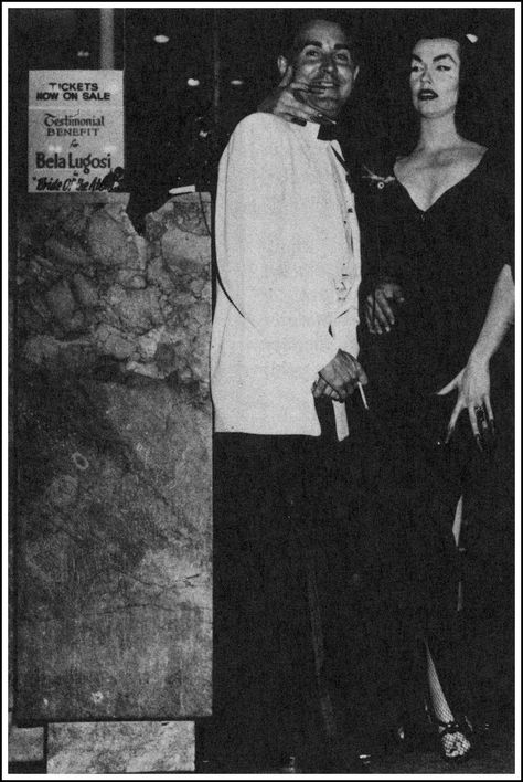 Ed Wood & Vampira . Maila Nurmi, Plan 9 From Outer Space, Hollywood Halloween, Ed Wood, Dark Beauty Photography, Bela Lugosi, Tv Horror, Hang In There, Worst Movies