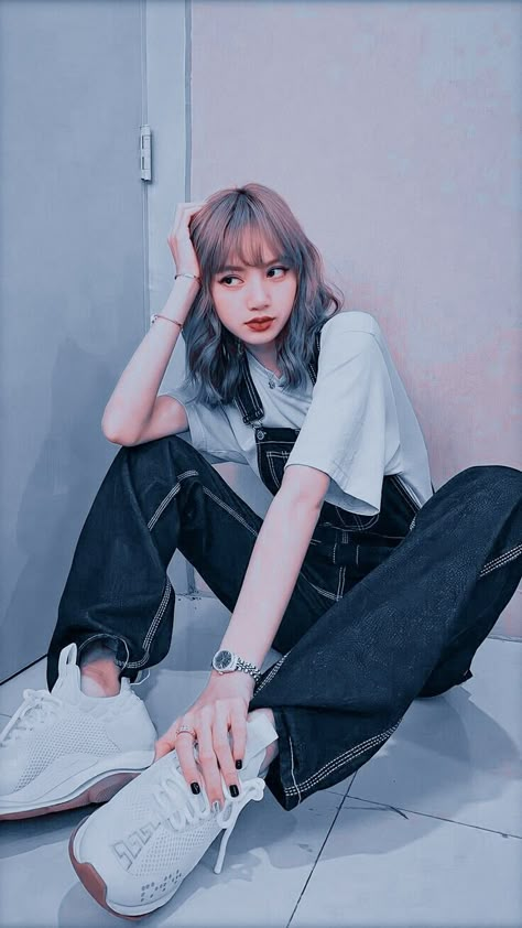 Cheveux Oranges, Black Pink Lisa, Lisa Lisa, Blackpink Instagram, Black Pink Background, Dara Kpop, Lisa Manoban, Blackpink Wallpaper, Black Pink Instagram