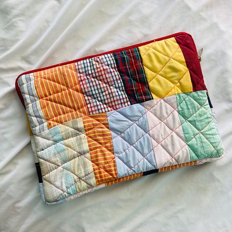 Eco-friendly Laptop Sleeve Functional, Stylish, Size Customisable 14 Inches Assorted Colours - Etsy Canada Knit Laptop Sleeve, Quilted Computer Sleeve, Quilted Laptop Case, Quilted Laptop Sleeve, Quilting Bag, Diy Laptop Case, Fabric Blocks, Diy Laptop, Indian Colours