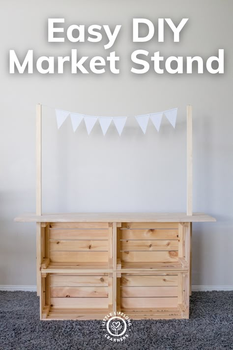 Diy Market Booth, Easy Shop Projects, Farmers Market Play Area, Playroom Hacks, Shop For Kids, Shop Play Area For Kids, Playroom Market Ideas, Outdoor Play Shop, Play Shop Diy