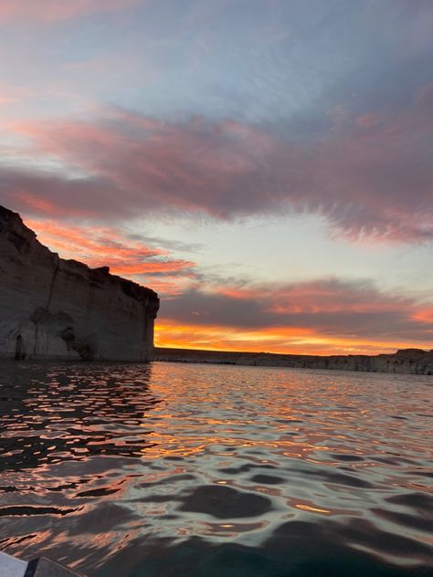 lake powell, utah, arizona, boating, sunsets Lake Powell Sunset, Lake Powell Aesthetic, Utah Aesthetic, Lake Powell Arizona, Lake Powell Utah, Arizona Lakes, Utah Lake, Arizona Aesthetic, Utah Summer