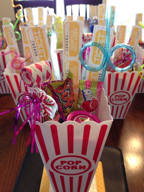 Great party favors for a movie themed party! Movie Themed Party Food, Home Movie Theater Birthday Party, Movie Screening Party, Movies Themed Party, Neon Movie Night Party, Movie Night Themed Party, Party Favors For Movie Party, Movie Themed Party Games, Movie Goodie Bag Ideas