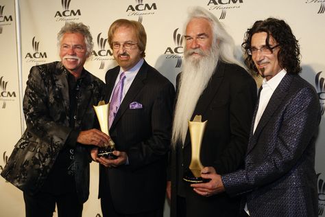 The Oak Ridge Boys holds their Pioneer Award at the Academy of Country Music Honors awards Wednesday, Sept. 17, 2008, in Nashville, Tenn. ( AP Photo/John Russell) In their commercial heyday, the core group of The Oak Ridge Boys: Duane Allen (lead), Joe Bonsall (tenor), William Lee Golden (baritone) and Richard Sterban (bass) -- plus Steve Sanders and other past members--brought four-part harmonies and American family values to the mainstream. Before crossing over to the country and pop charts, t South Park Episodes, The Oak Ridge Boys, Country Gospel, John Russell, Mighty Oaks, Christian Rock, Southern Gospel, Gospel Singer, Rock Songs