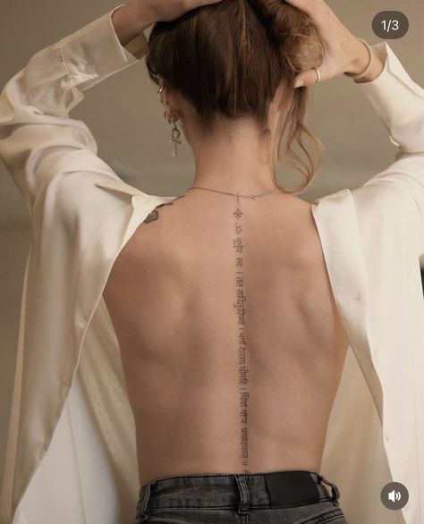 Elvish Spine Tattoo, Back Symbol Tattoo, Script Back Tattoo Women, Sanskrit Spine Tattoo, Back Tattoo Photoshoot, Tattoo Rug Dames, Back Tattoo Spiritual, Women Back Tattoos Spine, Rug Tattoo Dames