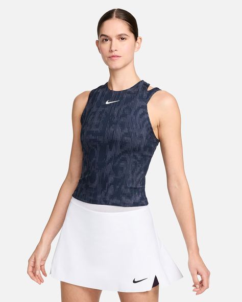 NikeCourt Slam Women's Dri-FIT Tennis Tank Top. Nike.com Nike Tennis Outfits, Tennis Tank Tops, Tennis Tops, Top Nike, Nike Tennis, Fitted Top, Tennis Clothes, Summer Events, Athletic Outfits