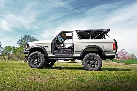 Custom Tube Doors - Ford Bronco Forum Ford Bronco 1996, Tube Doors, Broncos Pictures, 87 Chevy Truck, Bronco Truck, Rough Country Suspension, Ford Trucks F150, Ford Suv, Ford Broncos