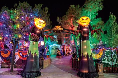 HalloVeen at Opportunity Village Magical Forest - Las Vegas Vegas Halloween, Las Vegas Halloween, Halloween Things To Do, Vegas Activities, Halloween Attractions, Vegas Fun, Last Ride, Horror Nights, Vegas Trip