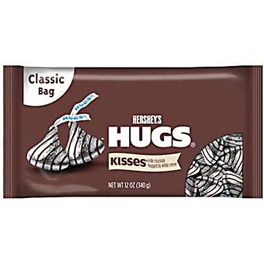 30 Hugs in a Bag  How far will your bag go?  Step 1: count 30 hugs, and place them into a small, sturdy closable bag.  Step 2: On the piece of paper write the title,  “30 Hugs in a Bag, How far will your bag go?”  Step 3: Go give someone a hug and give them a chocolate hug to eat and the rest of the hugs in the bag so they can pass it on by finding someone to hug and give a chocolate hug to and the rest of the bag so they can keep  paying it forward. Hershey White Chocolate, Hershey Hugs, Hershey Kisses Chocolate, Gluten Free Milk, Kisses Candy, Sweet Bar, Ways To Show Love, Kisses Chocolate, Chocolate Assortment