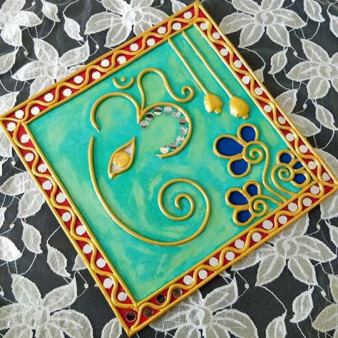 Shilpakar Clay Craft On Canvas, Lippan Art Of Ganesha, Lip Pan Art Ganesha, Ganesha Clay Mural Art, Ganesha Mural Art, Lippon Art Ganesha, Clay Art On Board, Lipan Art Ganesha, Mouldit Clay Art On Canvas