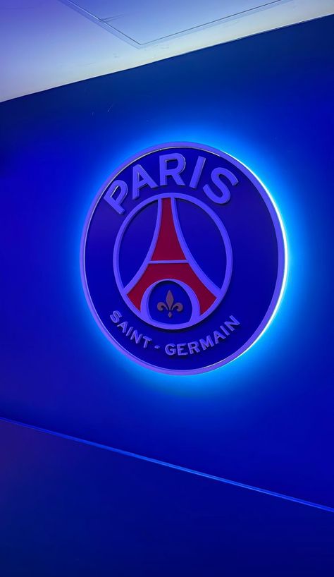 Psg Logo, Sg Logo, Soccer Drawing, Drake Photos, Jordan Logo Wallpaper, Football Boyfriend, Football Pictures, Soccer Pictures, Inter Milan