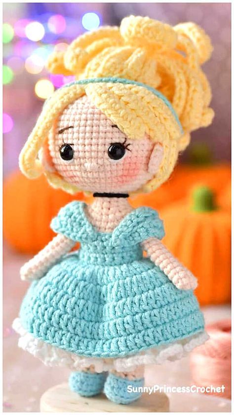 Amigurumi Princess Doll Free Crochet Pattern Disney Princess Crochet Dolls, Free Crochet Amigurumi Patterns, Princess Dress Patterns, Doll Free Crochet Pattern, Crochet Amigurumi Patterns, Free Crochet Amigurumi, Elsa Doll, Crochet Princess, Crochet Bee