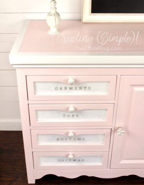 Girl’s Dresser, I love the color and the words on the drawers. Pink And White Dresser, Diy Dresser Makeover Kids, Dresser Makeover Kids, Zibra Paint, Shabby Chic Furniture Diy, Girl Dresser, Dresser Makeovers, Diy Dresser Makeover, Dressers Makeover