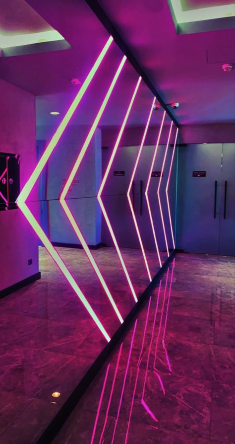 Best Nightclub Design, Home Nightclub, Dance Studio Lighting, Dance Studio Design Interiors, Night Club Design, Interior Design Pink, Club Design Interior, Dance Studio Design, Nightclub Lighting