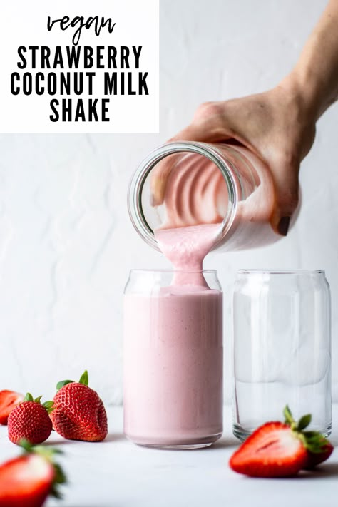 Coconut Milk Smoothie, Healthy Strawberry, Healthy Shakes, Milk Shake, Strawberry Smoothie, Frozen Treat, Vegetarian Paleo, Strawberry Milk, Shake Recipes