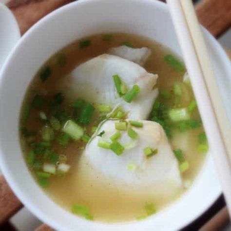 Very easy and tasty Chinese fish soup. Chinese Fish Soup, Chinese Fish Soup Recipe, Fish Soup Recipe, Thick Rice Noodles, Chinese Seafood, Chinese Fish, Wheat Noodles, Crab Rangoon, Rice Vermicelli