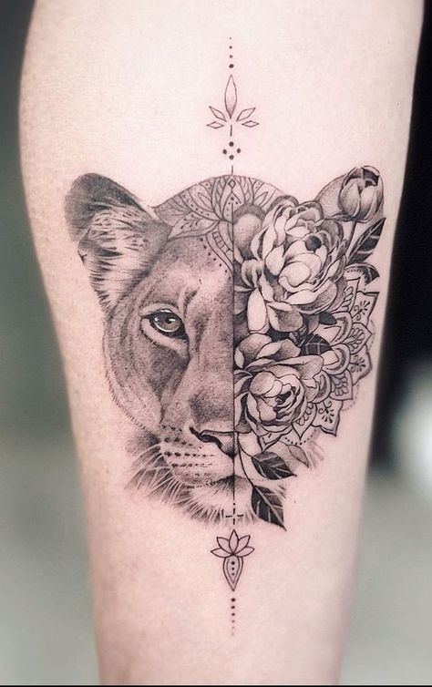 Cool Lioness Tattoo Ideas Lioness Line Tattoo, Lion And Tiger Tattoo, Mandala Lion Tattoo, Tattoo Ideas For Beginners, First Tattoo Ideas, Lion Mandala, Lioness Tattoo, Lion Tattoos, Beautiful Lion