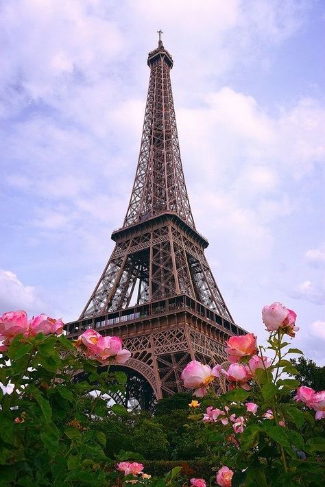 Paris France Eiffel Tower, France Eiffel Tower, France Aesthetic, Mystical Animals, Paris Wallpaper, Beautiful Wallpaper For Phone, Paris Pictures, Paris Theme, Nature Art Painting