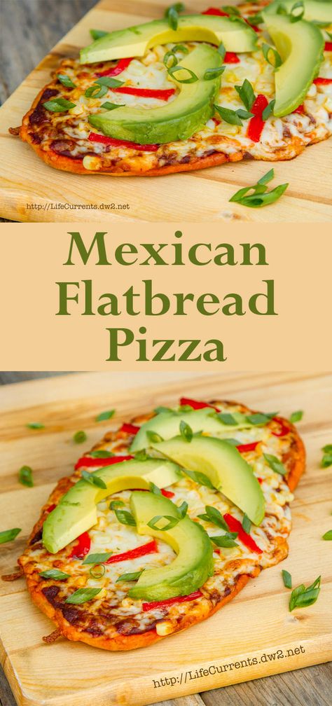 Mexican Flatbread Pizza. Pin this delicious and easy dinner now to make soon! Vegetarian Easy Dinner, Mexican Flatbread Pizza, Mexican Flatbread, Tailgating Snacks, Pizza Vegetarian, Pizza Pin, Night Recipes, Healthier Meals, Diy Easy Recipes