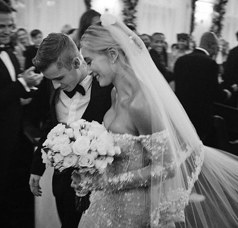 Jailey Wedding, Bieber Wedding, Hailey Bieber Wedding, Hailey Style, Wanna Recreate, Bieber Fever, Justin Hailey, Fashion Vibes, Love Justin Bieber