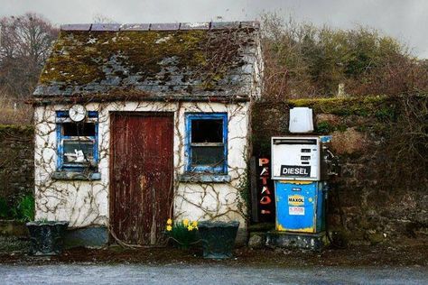 County Carlow Irish Cottage, Old Gas Stations, Gas Pump, Petrol Station, Gas Stations, Gas Pumps, Advertising Signs, Pay Phone, Lost & Found