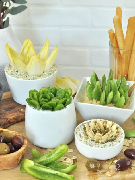 Cactus Food, Garden Party Food, Succulent Party, Garden Party Recipes, Succulent Theme, Vegetable Appetizers, Party Tray, Vegetable Dip, Plant Party