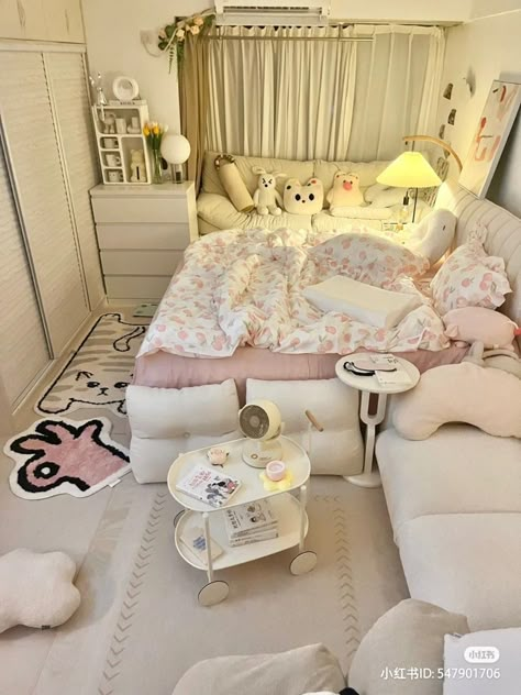 Small Room Makeover, Time For Bed, Pastel Palettes, Girly Apartment Decor, Cute Closet, Pink Room Decor, Dekorasi Kamar Tidur, Apartment Decor Ideas, Cute Bedroom Ideas