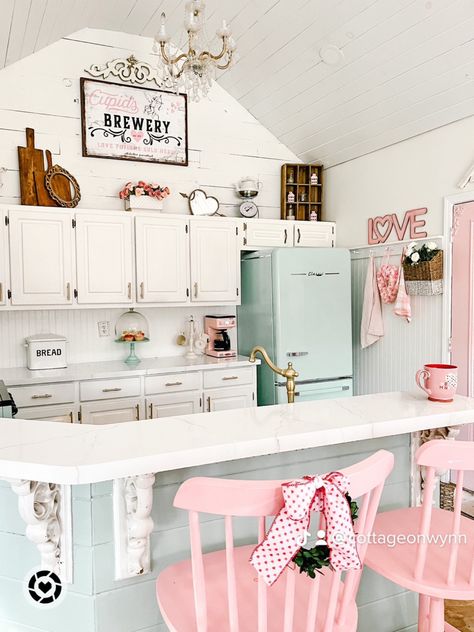 Updated Vintage Kitchen, Pink Kitchen Ideas Vintage, Retro Cottage Kitchen, Retro Pastel Kitchen, Pastel Vintage Kitchen, Pink Cottage Kitchen, Retro Appliances Kitchen, Pink Farmhouse Decor, Small Vintage Kitchen