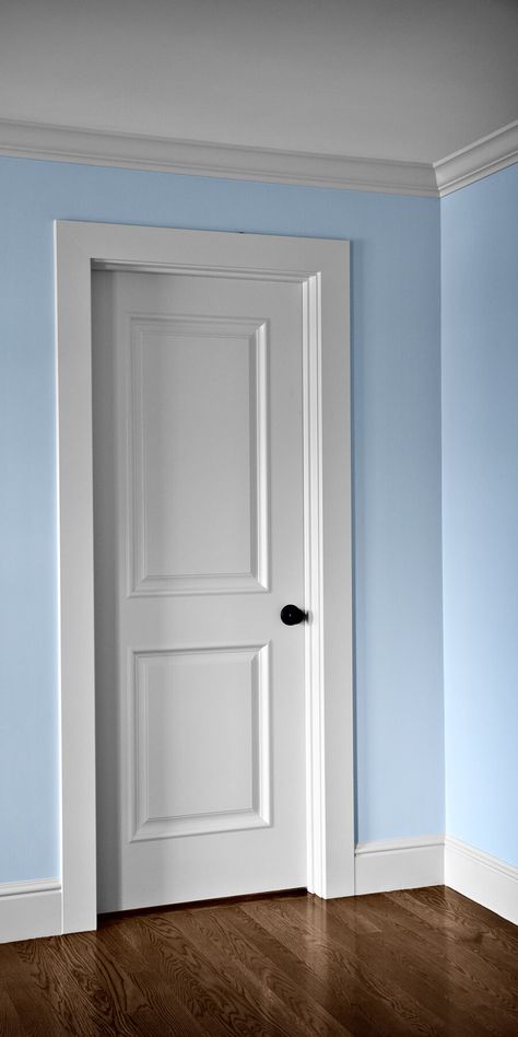 Modern Door Casing, Modern Door Trim, Door Casing Ideas, Pintu Interior, Modern Trim, Baseboard Styles, Interior Window Trim, Door Frame Molding, Interior Door Trim