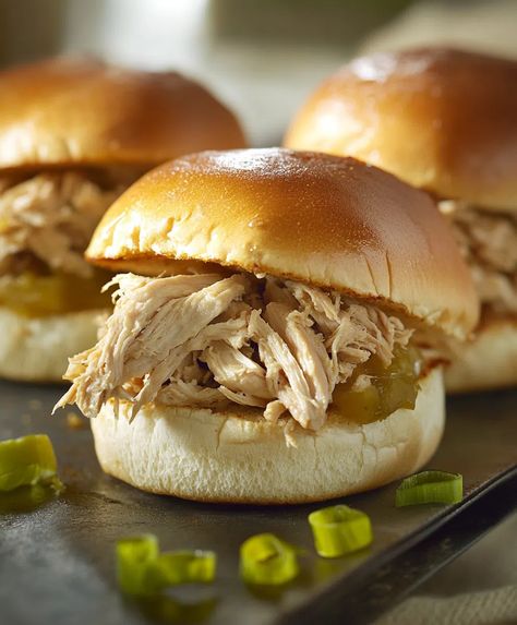 Crock Pot Mississippi Chicken Sliders Recipe - Mississippi Chicken Sliders, Crock Pot Mississippi Chicken, Sliders Recipes Chicken, Mississippi Chicken, Chicken Sliders, Slider Recipes, Mississippi, Crock Pot, Sliders