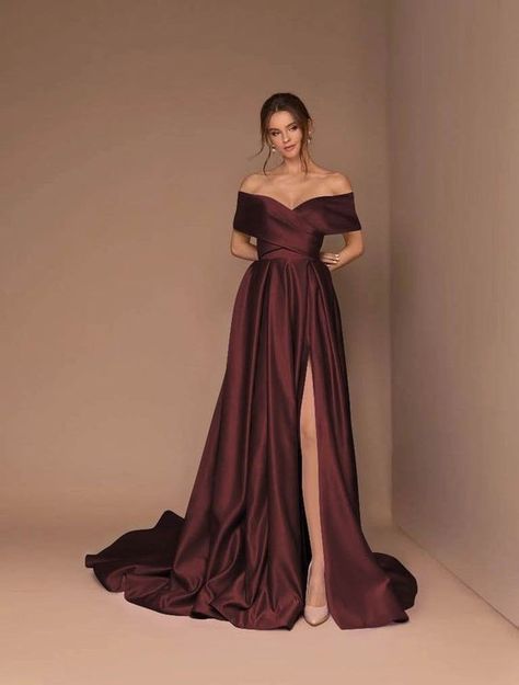 Orchid Silhouette, Casual Outfits Aesthetic, Sleeve Embellishment, Casual Outfits Ideas, Fall Outfits Casual, Gown With Pockets, Outfits For Winter, Outfit Ideas Winter, Satin Evening Gown