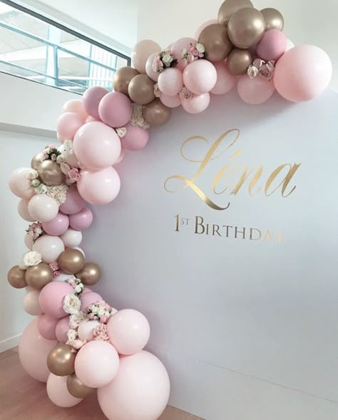 Blush Pink Baby Shower Ideas, Pink And Gold Balloon Arch, Balloon Birthday Themes, Blush Pink Baby Shower, Girl Shower Themes, Simple Birthday Decorations, Girl Birthday Decorations, Ballerina Birthday