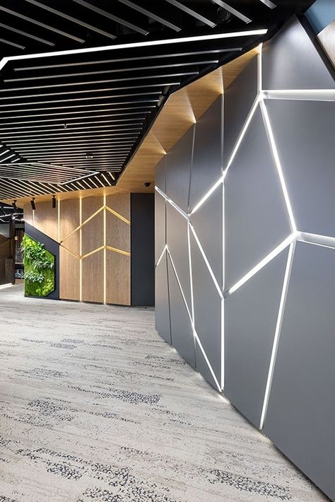 Office Wall Cladding, Office Ceiling Ideas, Office Feature Wall Ideas, Sound Absorbing Ceiling, Office Ceiling Design, Acoustic Tiles, Office Feature Wall, Ruangan Studio, Ceiling Cladding